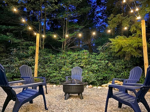 Outdoor Patio Dreams! Fire Pit + Hot Tub & more