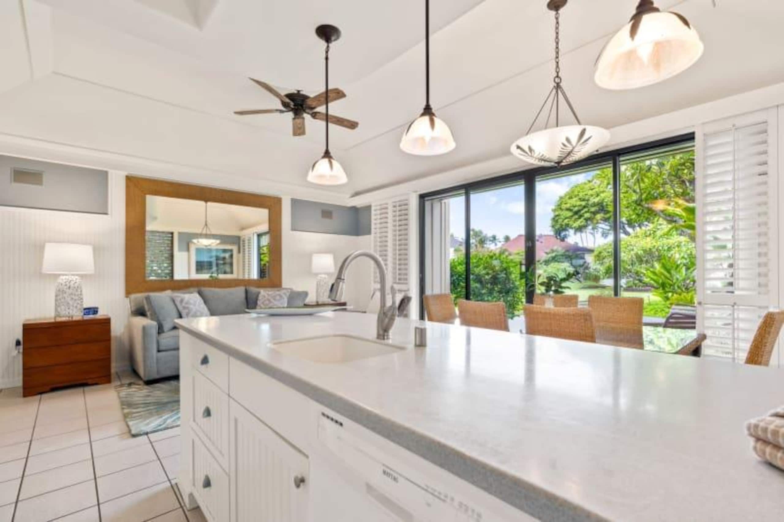 Tranquil condo - pool, hot tub & beach access - Photo 9