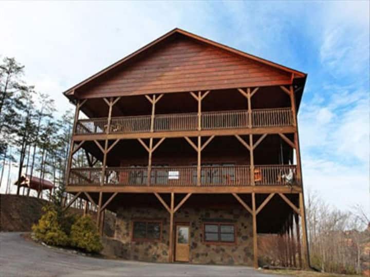 Party Hut · Party Hut - Gatlinburg, TN