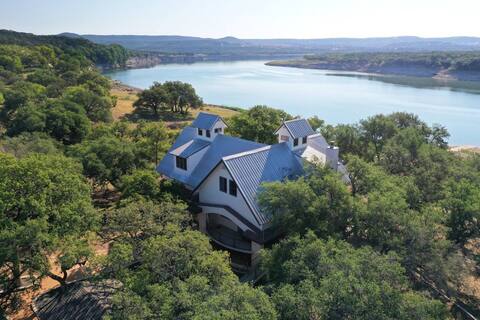 Endless Shores on Lake Travis - Our dock is on the