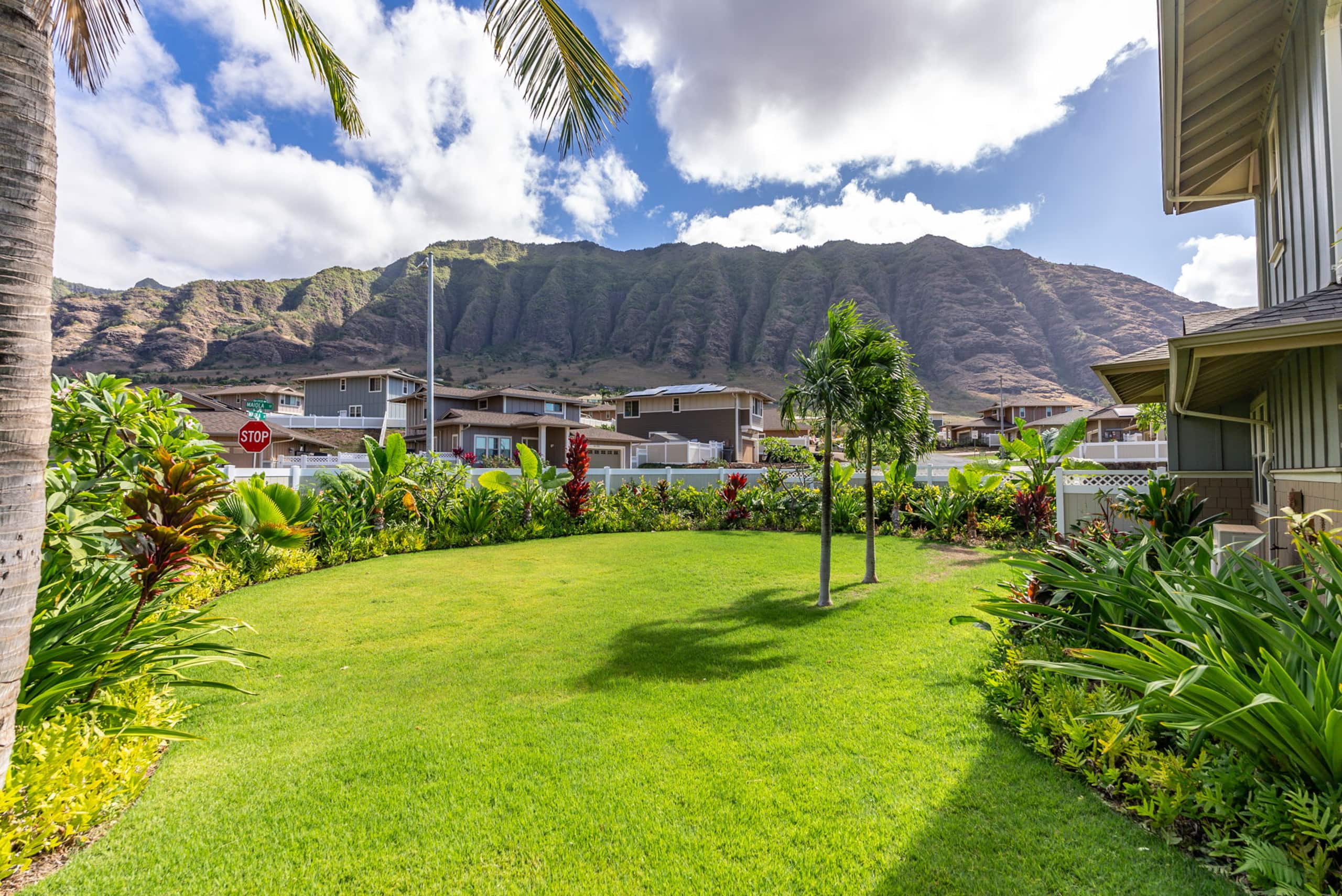 Home in Waianae · ★4.91 · 4 bedrooms · 4 beds · 2.5 private baths - Image 41