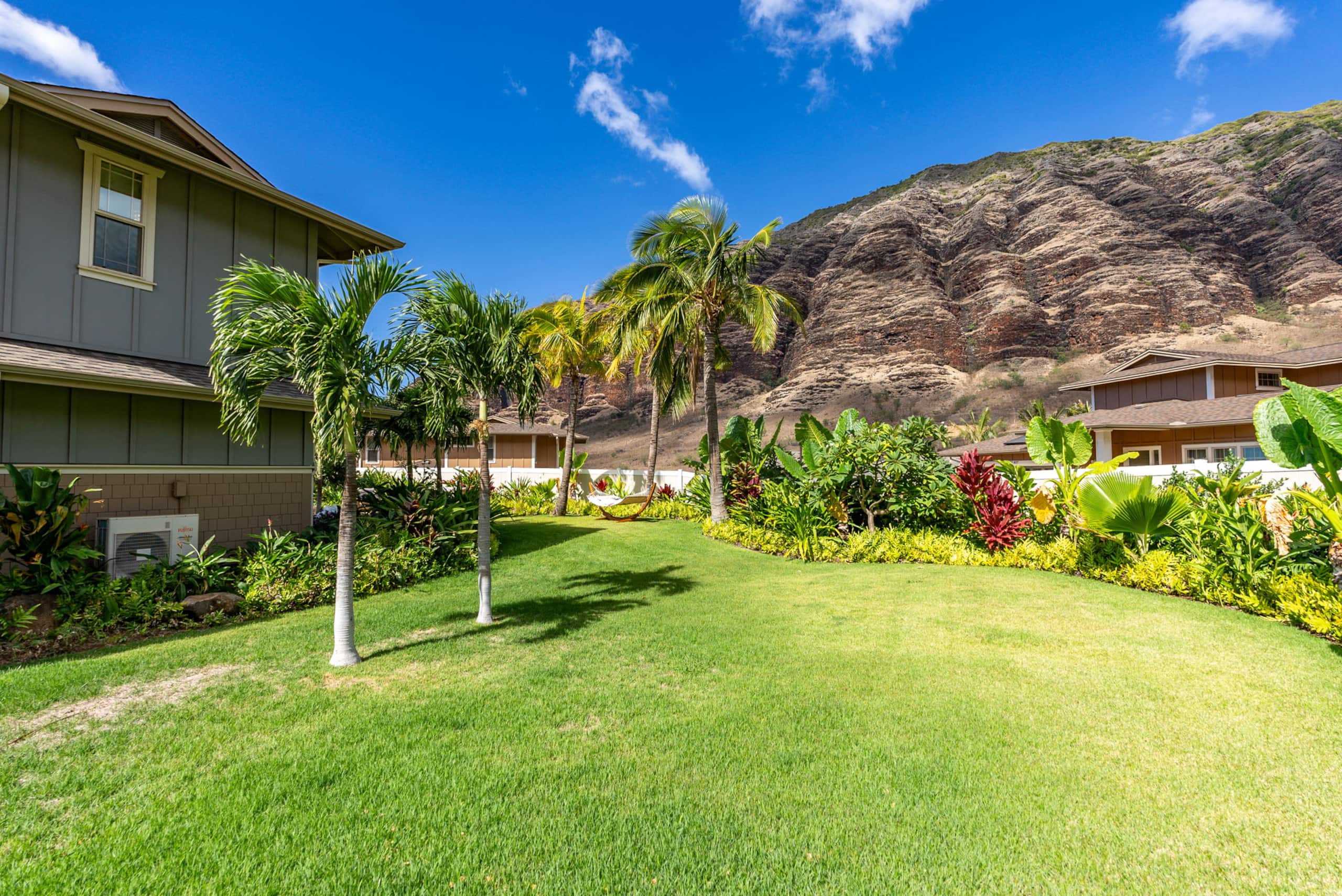Home in Waianae · ★4.91 · 4 bedrooms · 4 beds · 2.5 private baths - Image 44