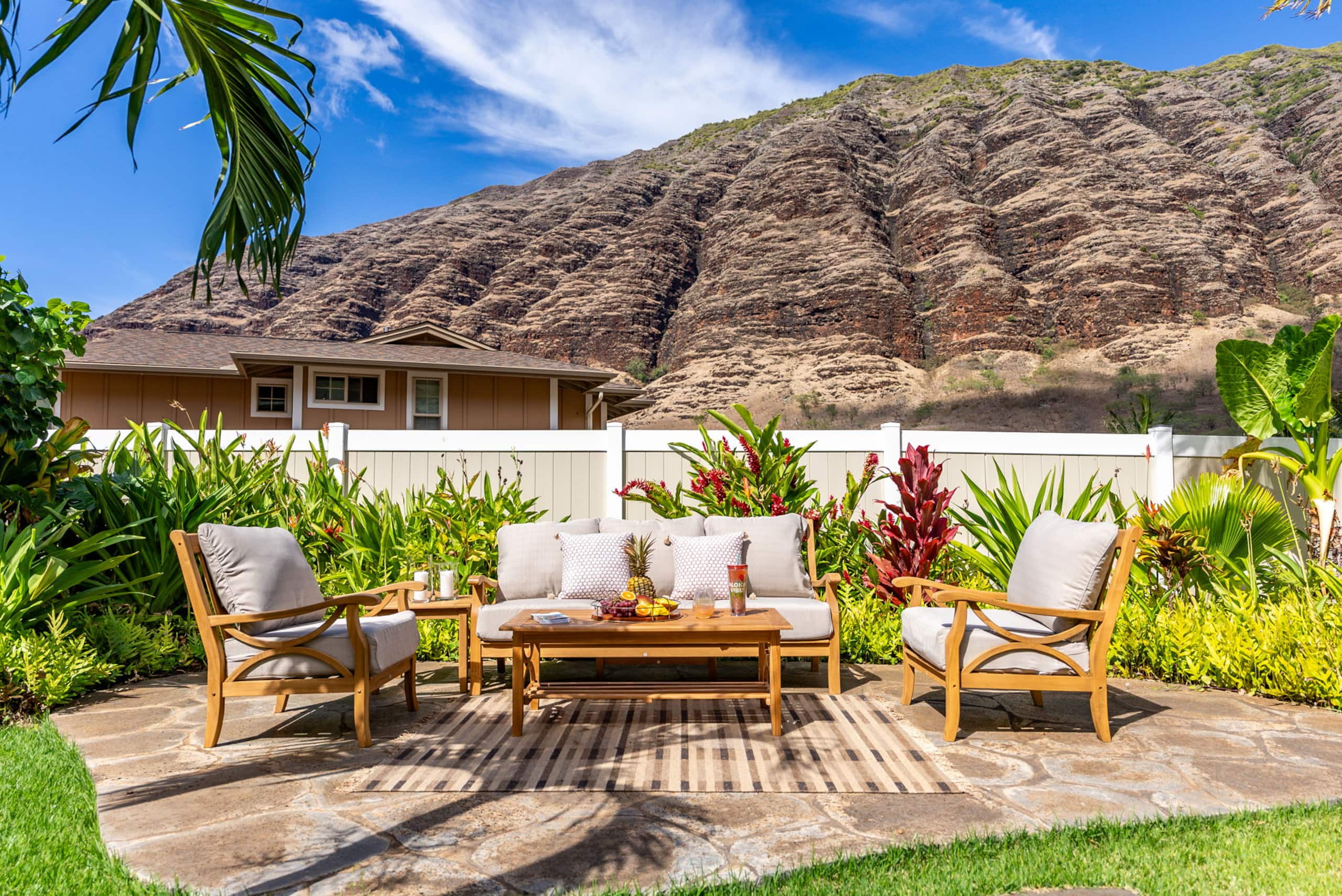Home in Waianae · ★4.91 · 4 bedrooms · 4 beds · 2.5 private baths - Image 74