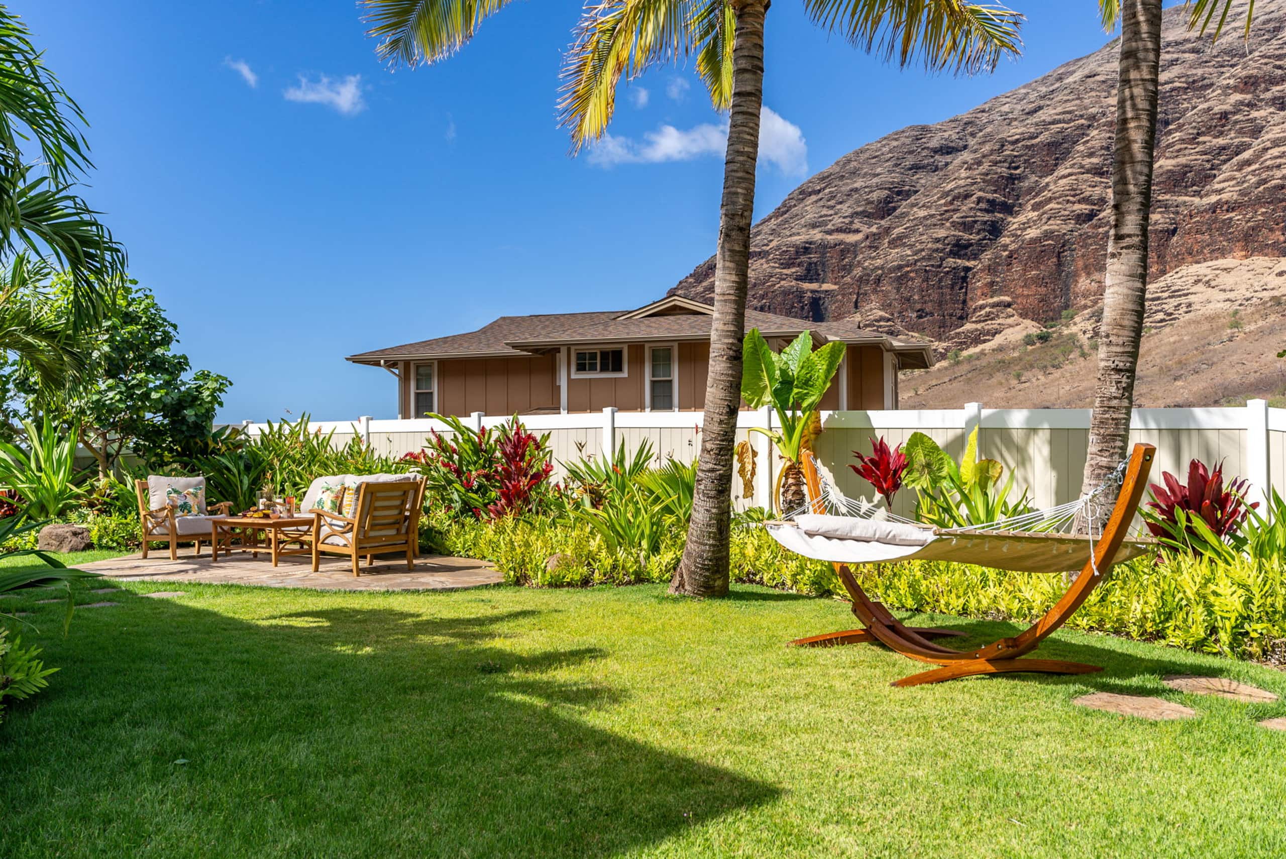 Home in Waianae · ★4.91 · 4 bedrooms · 4 beds · 2.5 private baths - Image 52