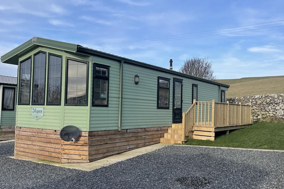 Immaculate 2-Bed Static Caravan at Monrieth — photo 1
