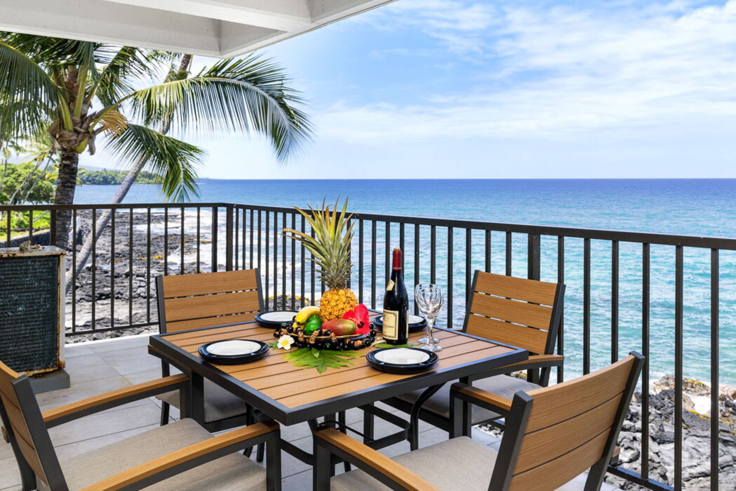 Condo in Kailua-Kona · ★4.6 · 2 bedrooms · 2 beds · 2 baths - Image 24