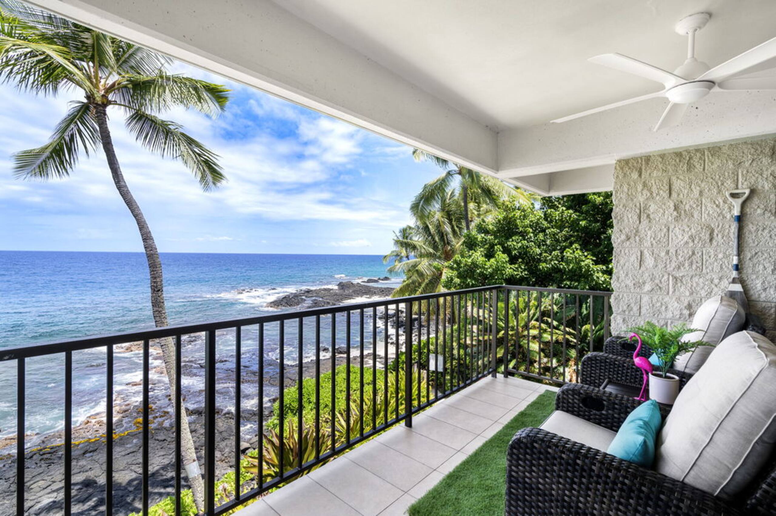 Condo in Kailua-Kona · ★4.6 · 2 bedrooms · 2 beds · 2 baths - Image 27