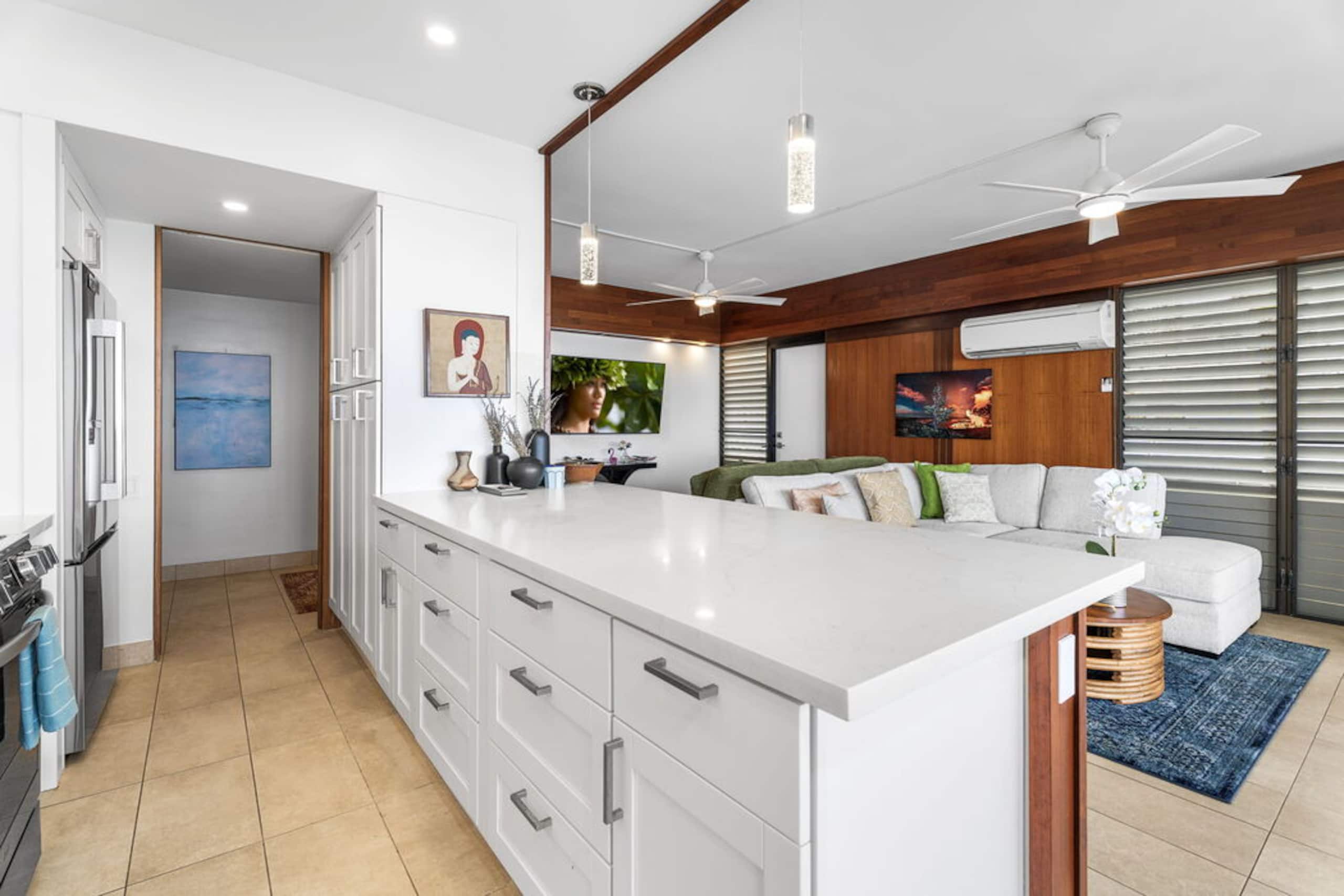 Condo in Kailua-Kona · ★4.6 · 2 bedrooms · 2 beds · 2 baths - Image 10