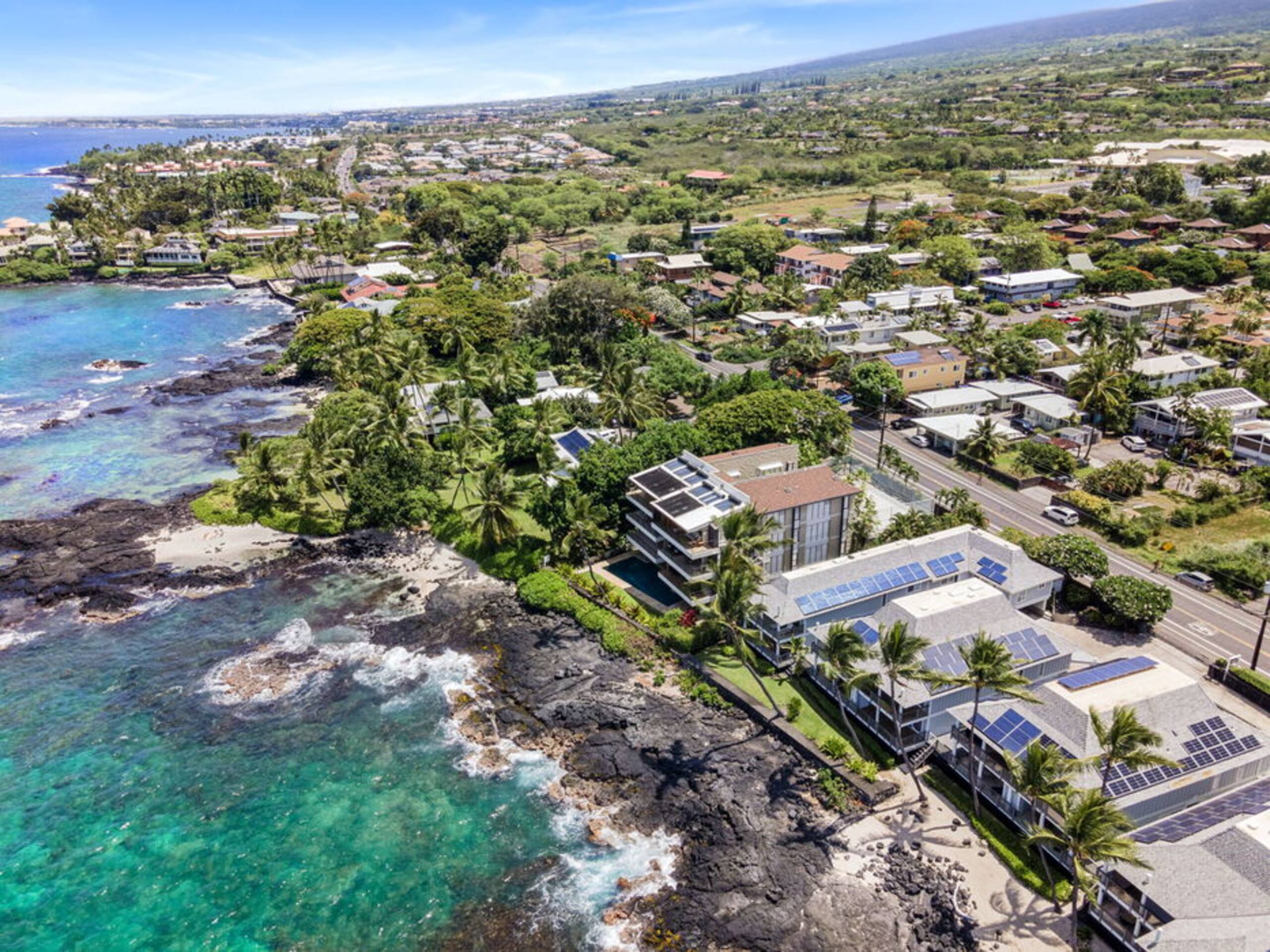 Condo in Kailua-Kona · ★4.6 · 2 bedrooms · 2 beds · 2 baths - Image 40