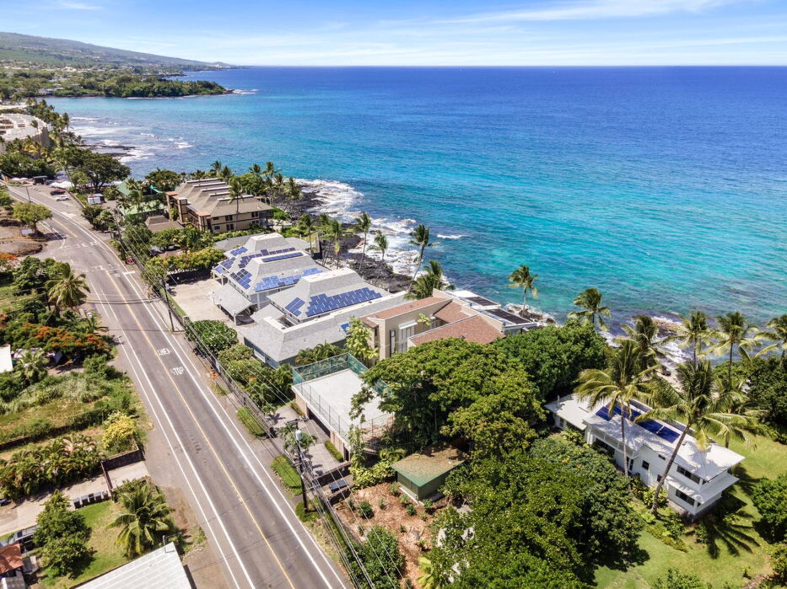 Condo in Kailua-Kona · ★4.6 · 2 bedrooms · 2 beds · 2 baths - Image 38