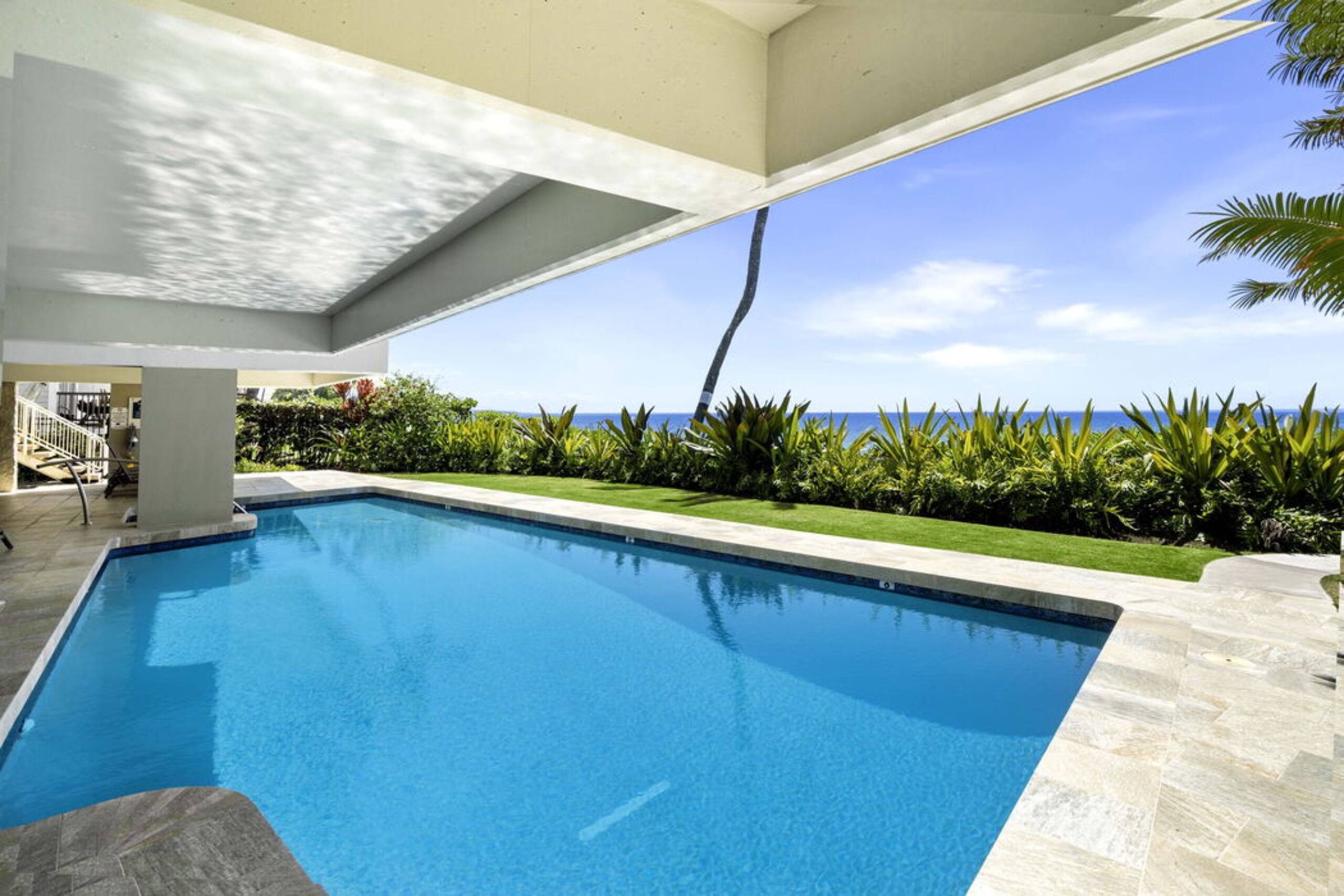 Condo in Kailua-Kona · ★4.6 · 2 bedrooms · 2 beds · 2 baths - Image 44