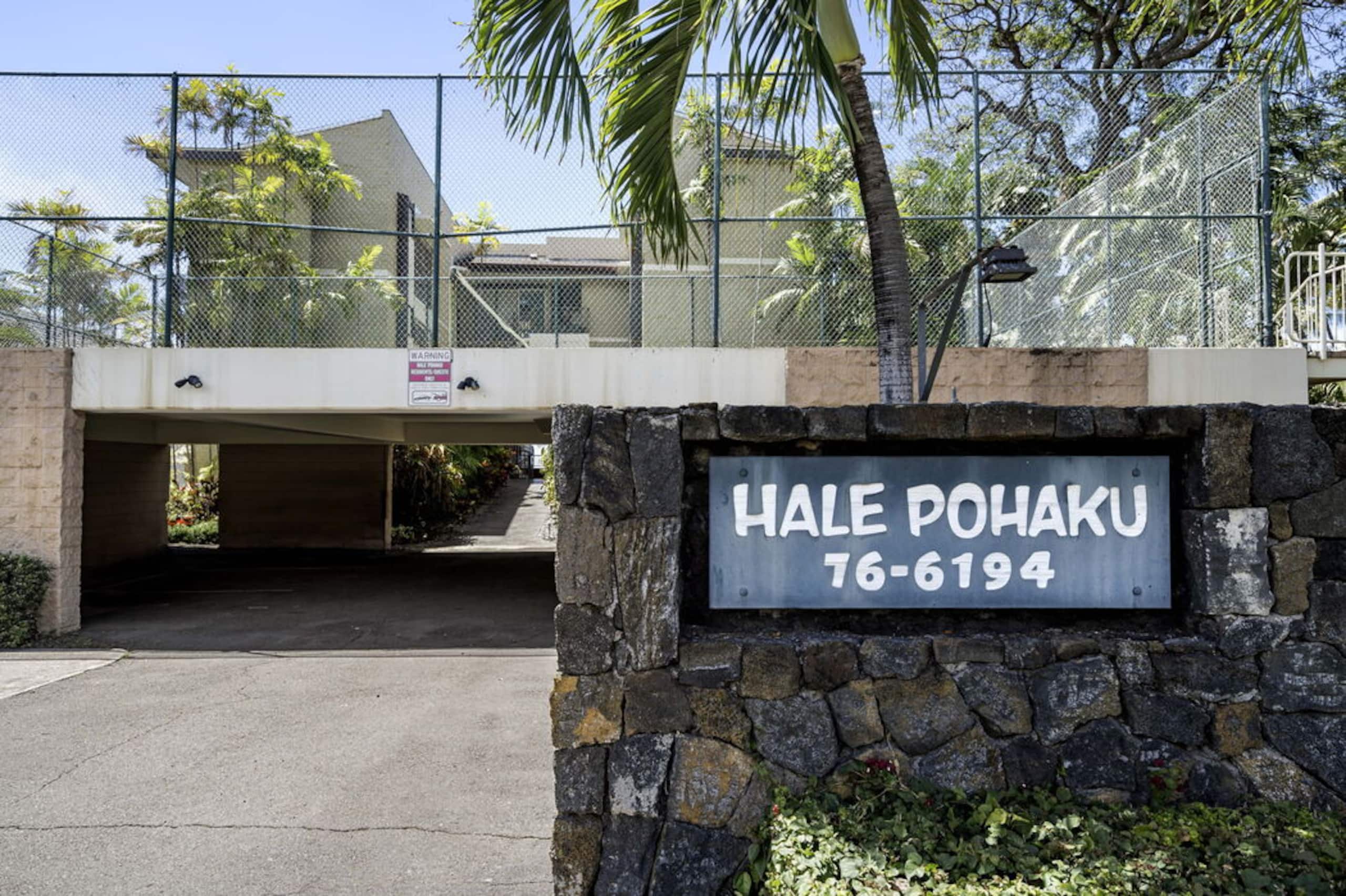 Condo in Kailua-Kona · ★4.6 · 2 bedrooms · 2 beds · 2 baths - Image 34