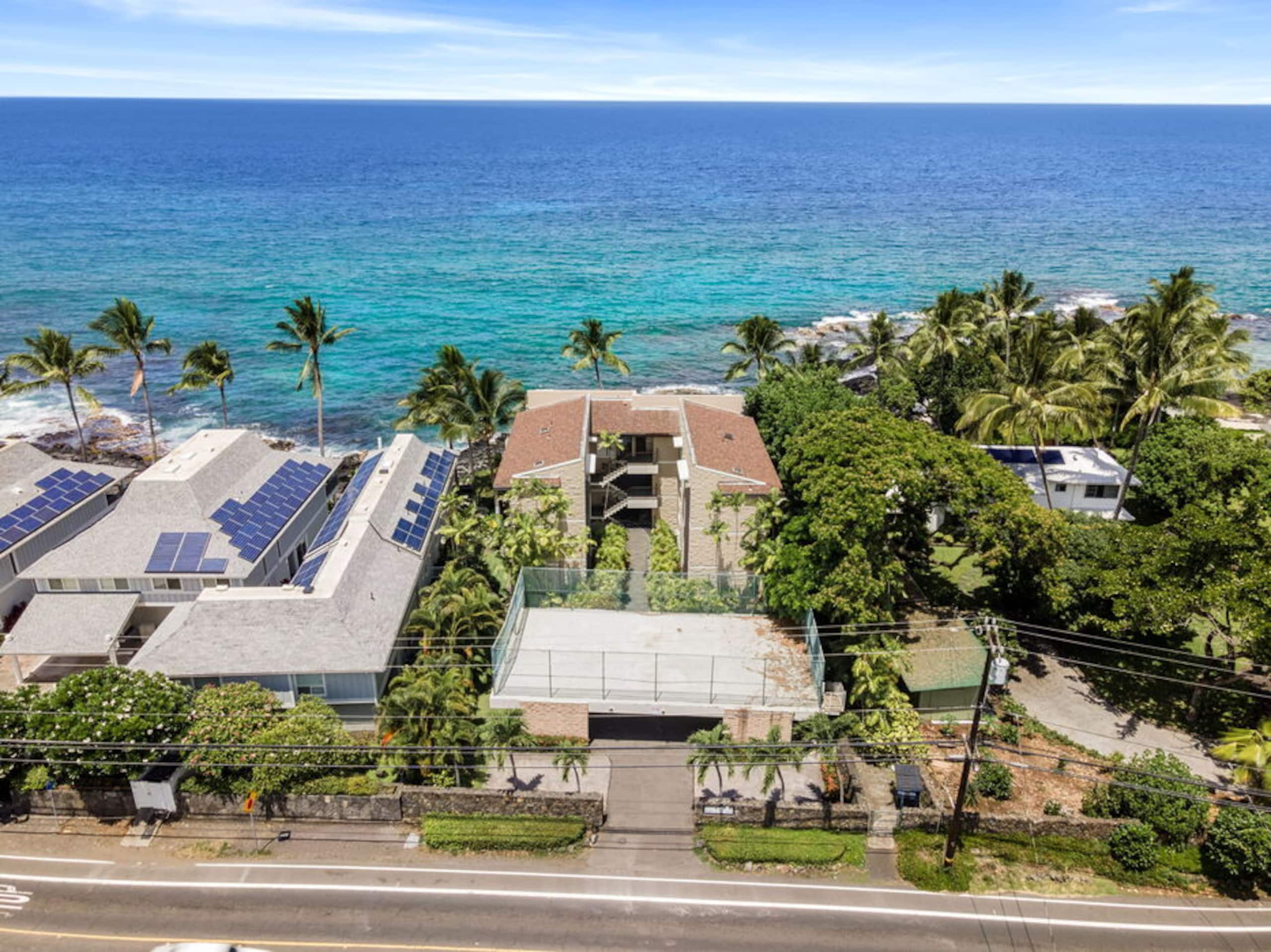 Condo in Kailua-Kona · ★4.6 · 2 bedrooms · 2 beds · 2 baths - Image 36