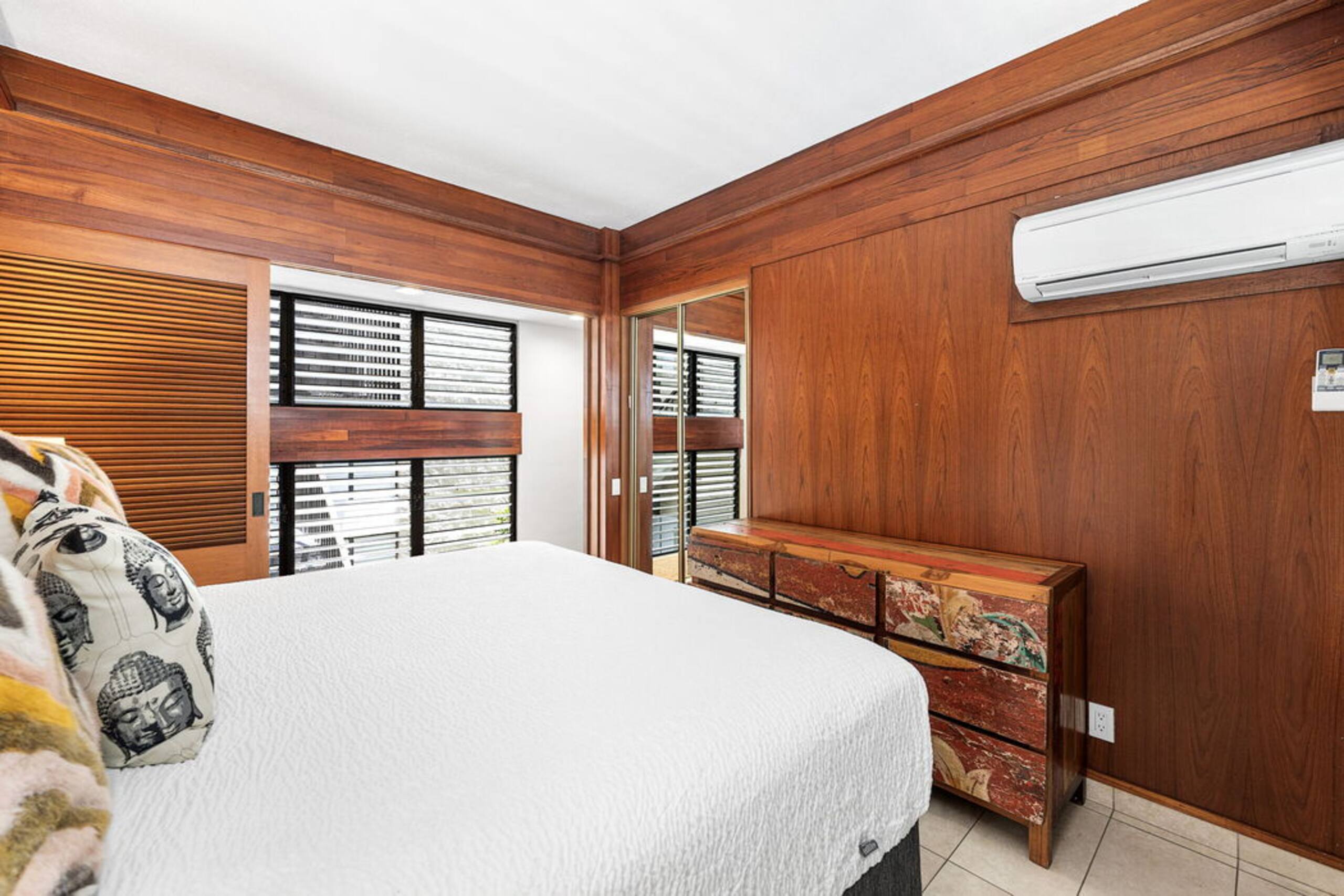 Condo in Kailua-Kona · ★4.6 · 2 bedrooms · 2 beds · 2 baths - Image 17