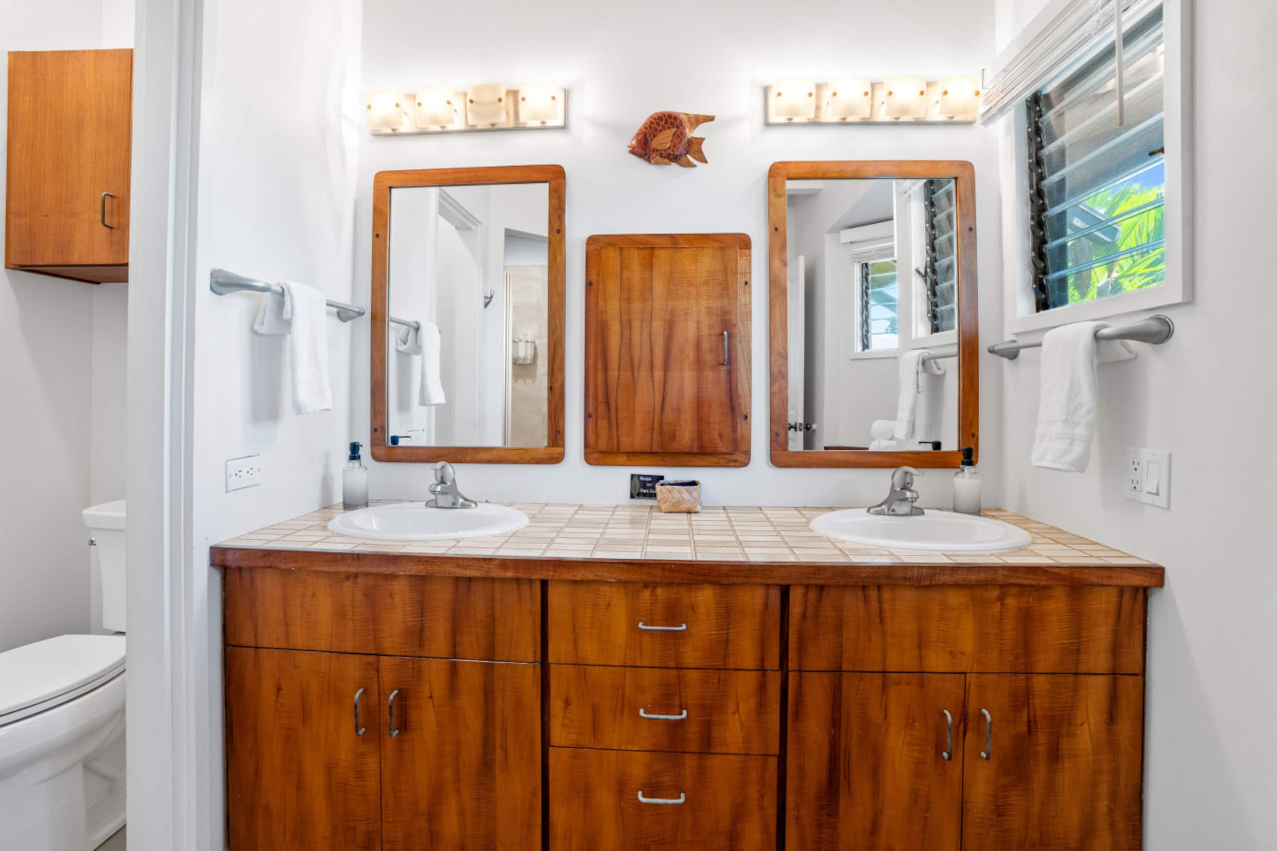 Home in Kailua-Kona · ★4.86 · 3 bedrooms · 3 beds · 3 baths - Image 35