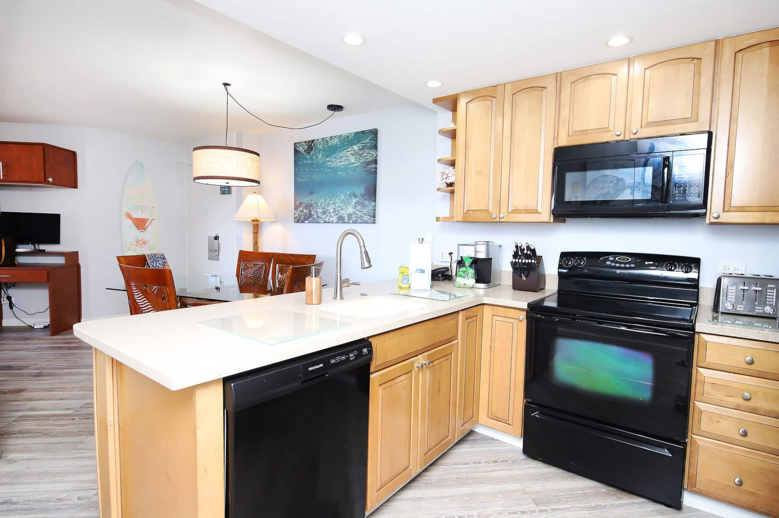 Home in Lahaina · ★4.73 · 1 bedroom · 4 beds · 1 bath - Image 6