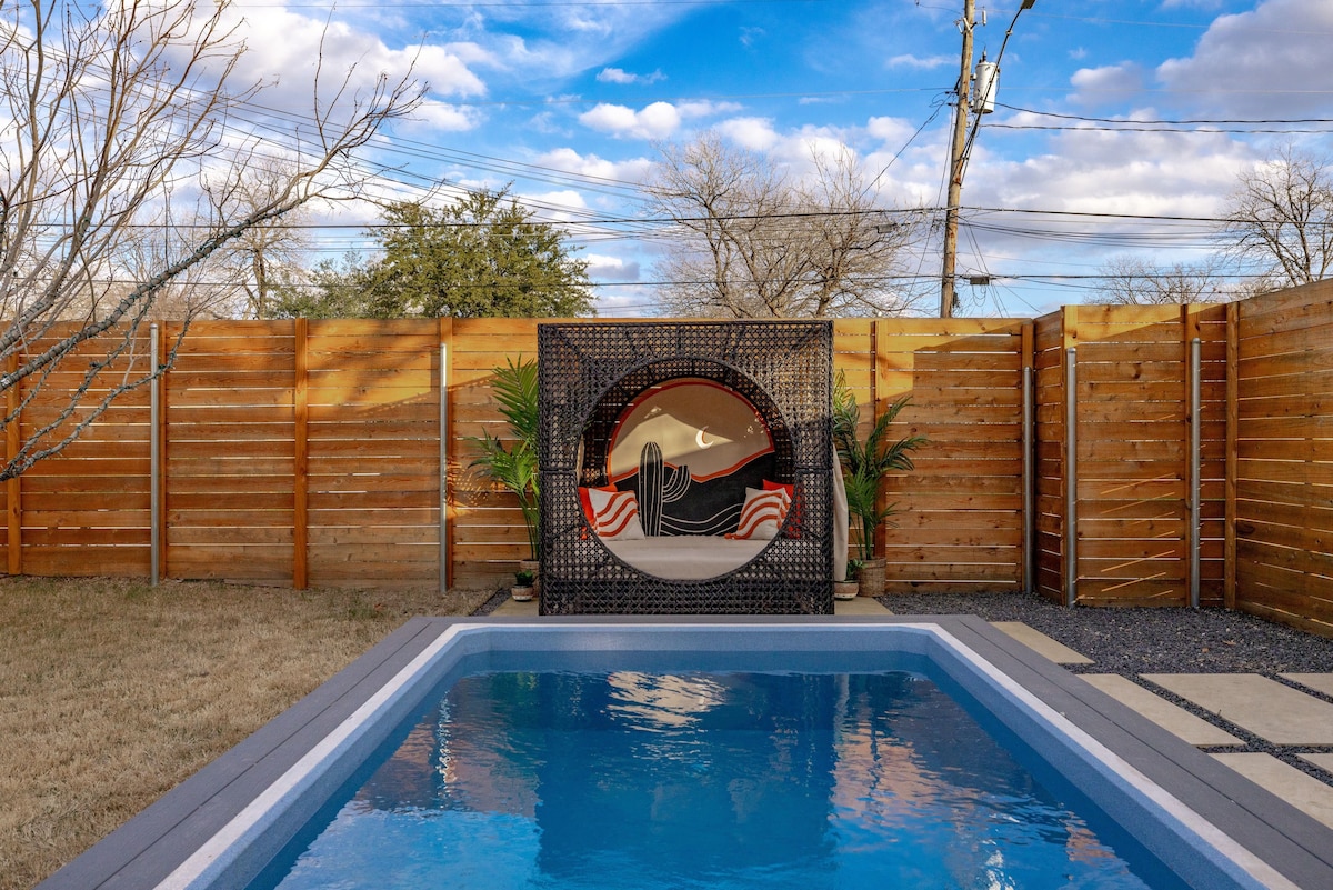 The Bee’s Knees | Gorgeous Getaway | Private Pool