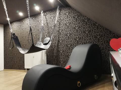 Love Room - Croix Saint André, balançoire, Tantra