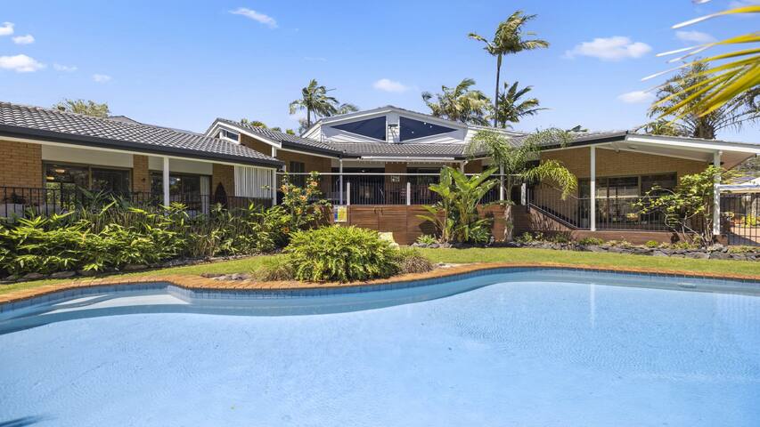 Diggers Beach Surf House – Pool, Pets, Sleeps 10 gallery image 3