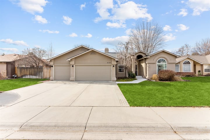 Contemporary Single-Level Living W/Fenced Yard