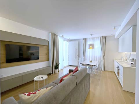 Top Airbnb: 2bedrooms 2bathrooms Garden Parking cel.3292265855 a Riccione