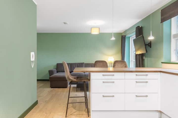Spacious 2-bed Flat With Outdoor Patio - Whitehall