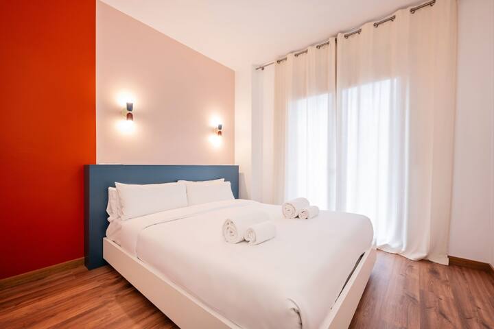 Sweett | Bailen 404 gallery image 2