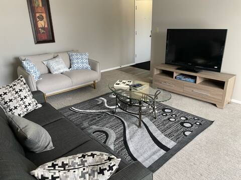 Exquisite 2 Bedroom Apartment