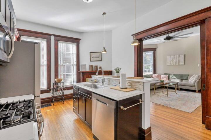 4 Bed Townhome near Goodale Park gallery image 5