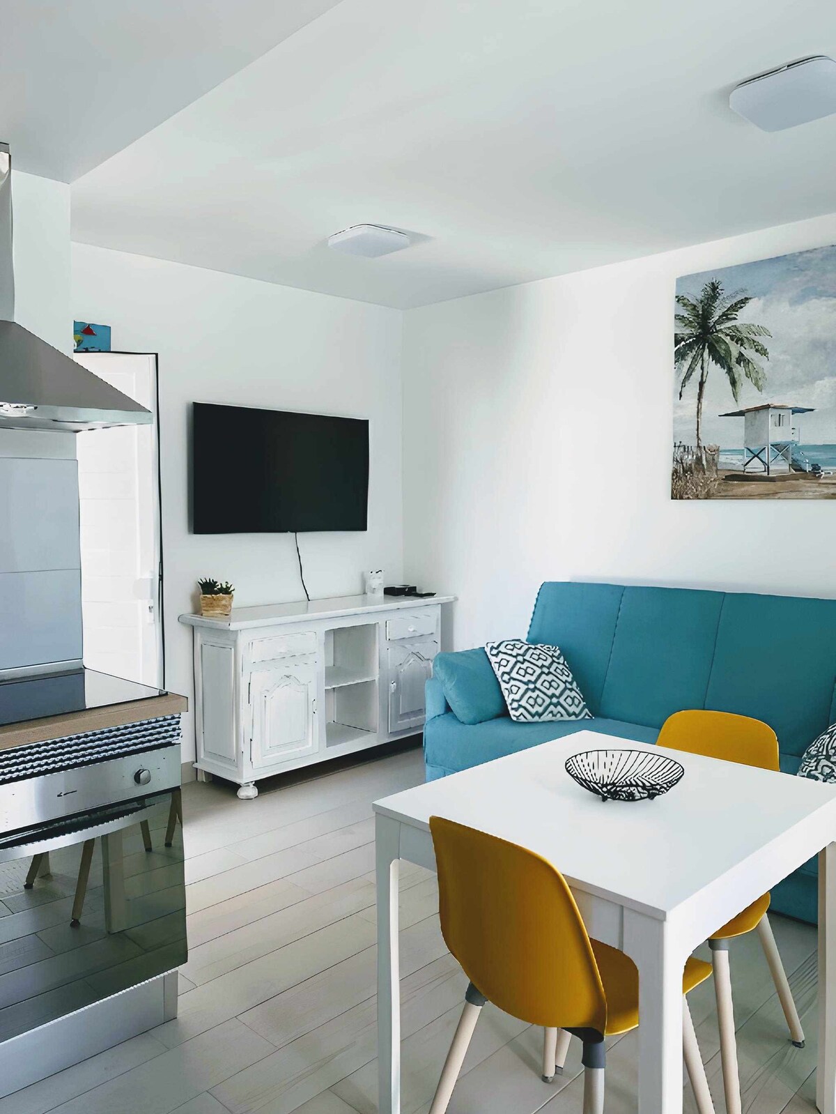 Runinga na Nyumba nyingi, Jikoni au Jikoni, Sebule