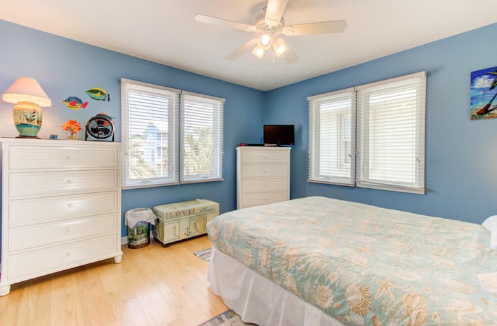 Спална соба за трчање со делфини