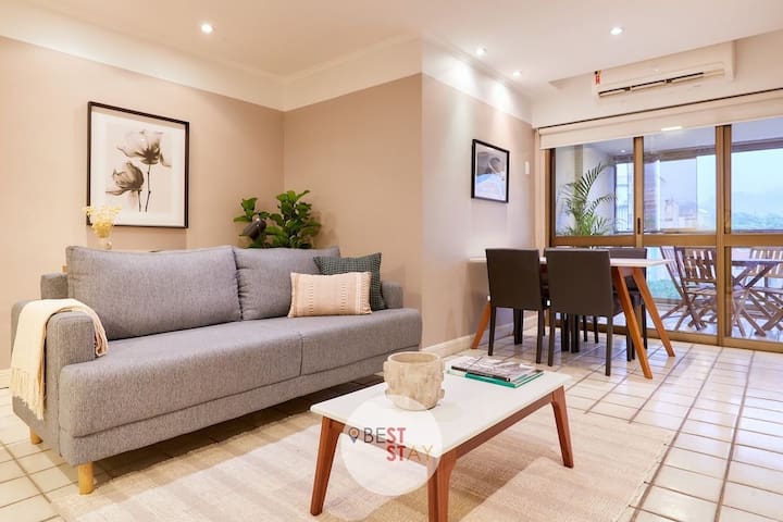 Lindo apartamento no melhor ponto do Leblon