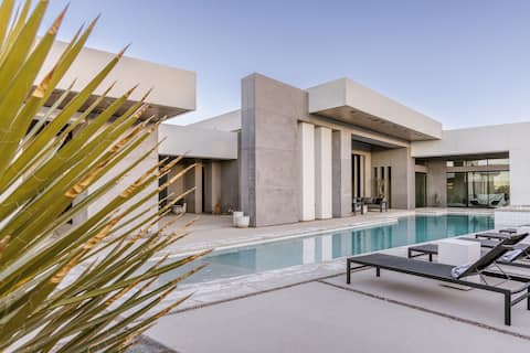 Vanguard by Fieldtrip | 5 Bd Private Luxury w Pool