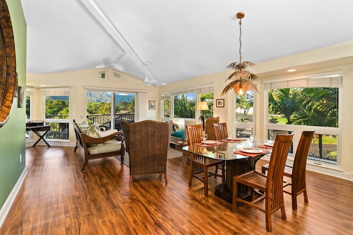 Mountain & Waterfall Views – Pool & BBQ