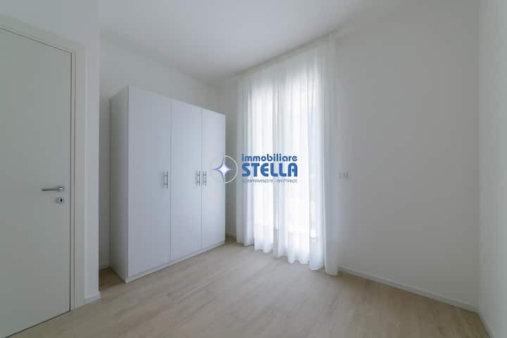 ตู้เสื้อผ้า