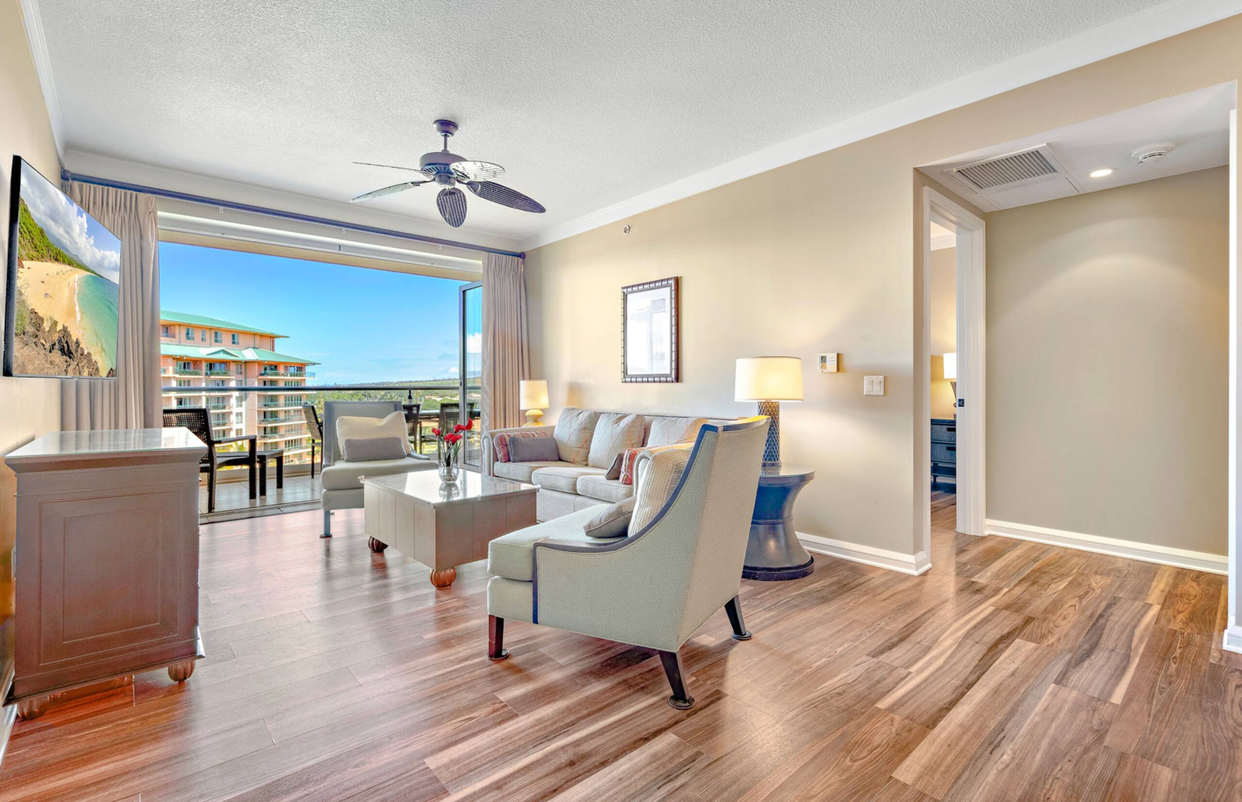 Condo in Lahaina · ★4.7 · 2 bedrooms · 3 beds · 1 bath - Image 15
