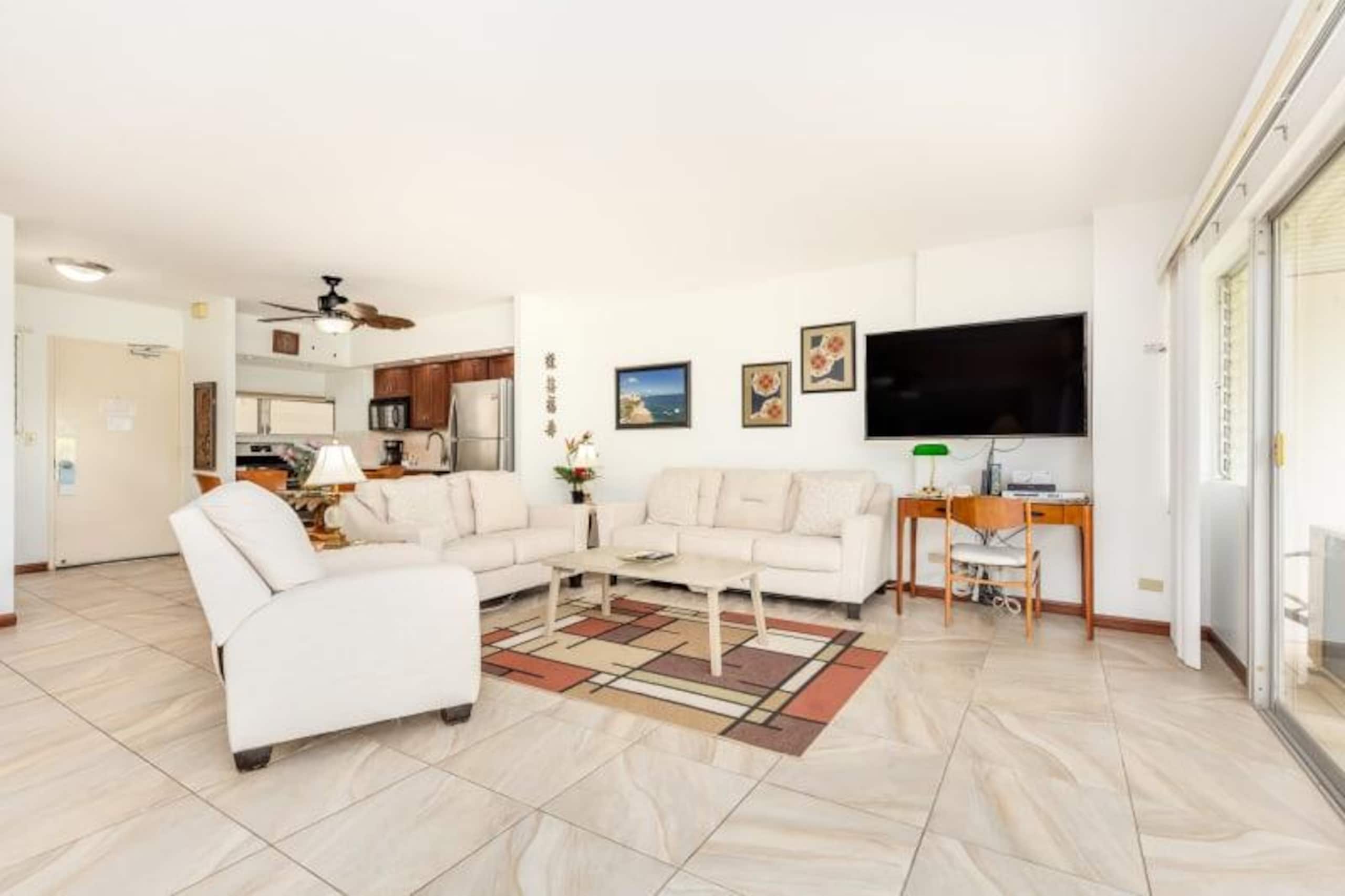 Condo in Honolulu · ★5.0 · 1 bedroom · 3 beds · 1 private bath - Image 3