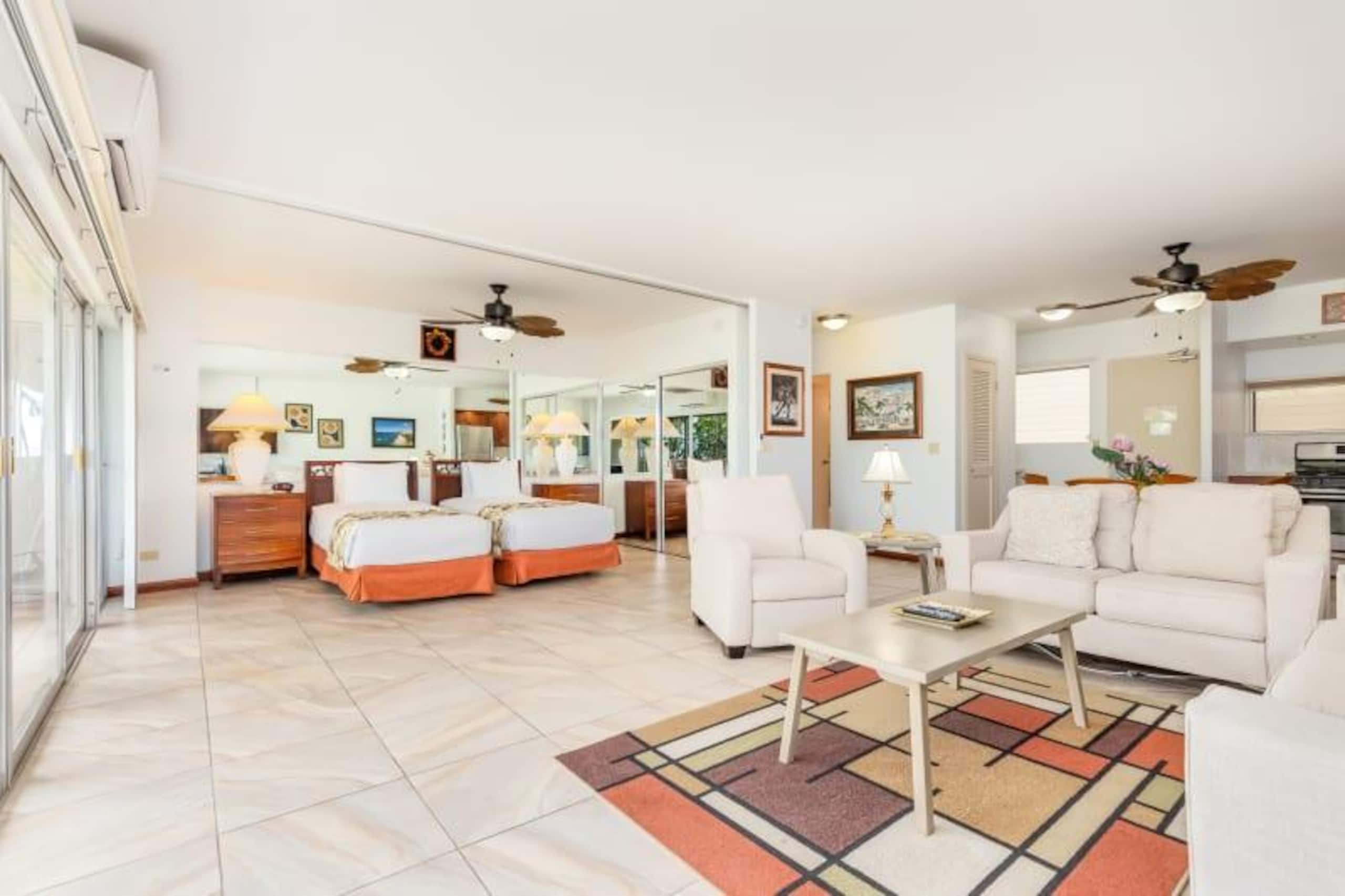 Condo in Honolulu · ★5.0 · 1 bedroom · 3 beds · 1 private bath - Image 2