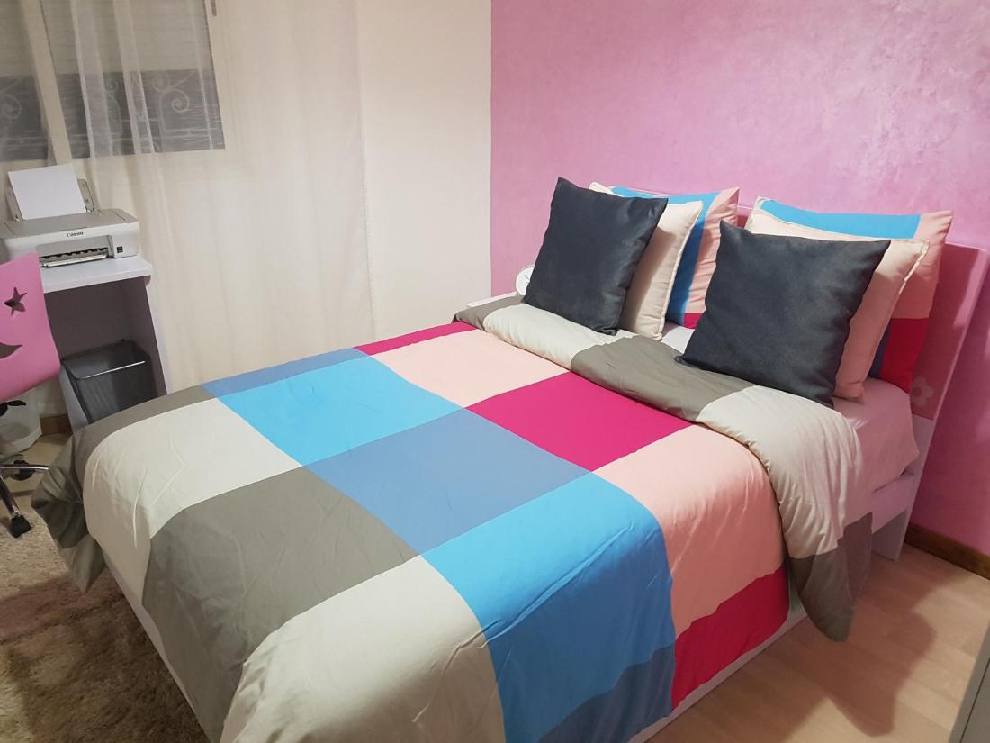 Rental unit in Casablanca  2 bedrooms  5 beds  1 bathroom - image 5