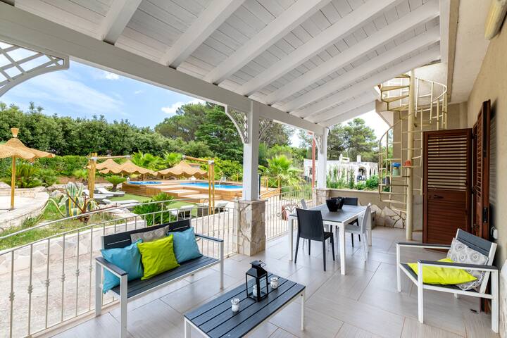 Pietranuda with pool and spa gallery image 3