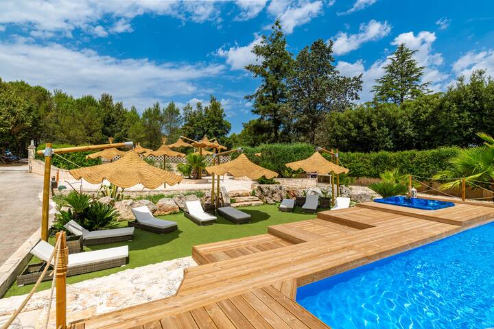 Pietranuda with pool and spa gallery image 2