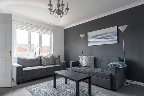 Spacious 3-Bedroom House in North Lanarkshire