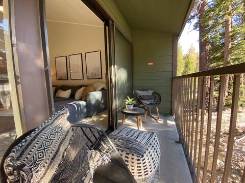 110 Yards to Canyon Lodge | Slope Views, Hot tub