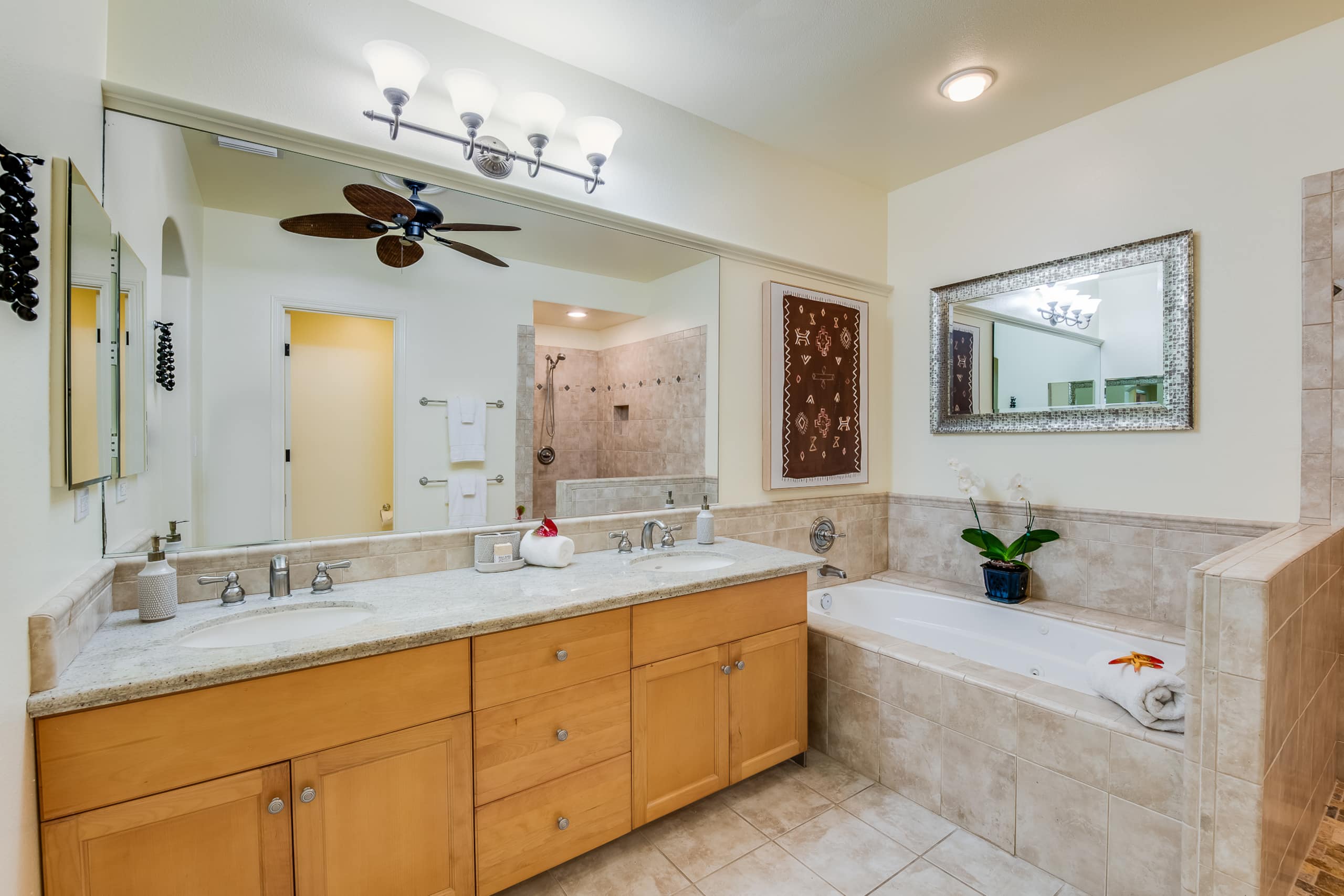 Townhouse in Waimea · ★4.9 · 2 bedrooms · 2 beds · 2.5 baths - Image 10