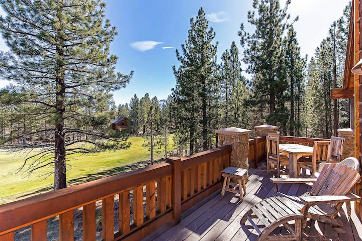 Stonegate #02 | Luxe Condo W/ Foosball Table - Mammoth Lakes, CA