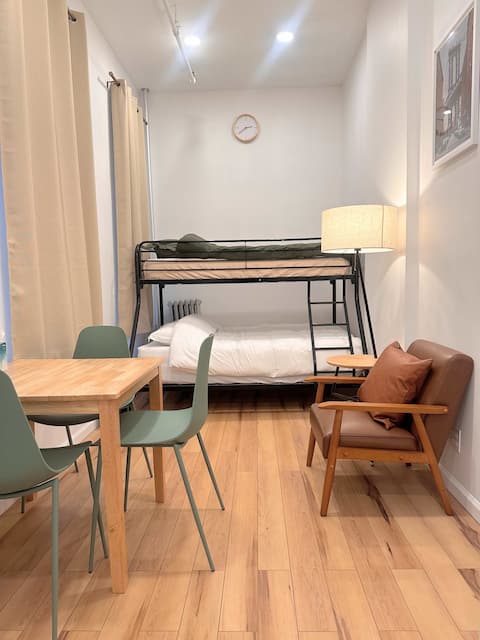 Top performing Airbnb: Renovated Studio on Union Square side in Gramercy
