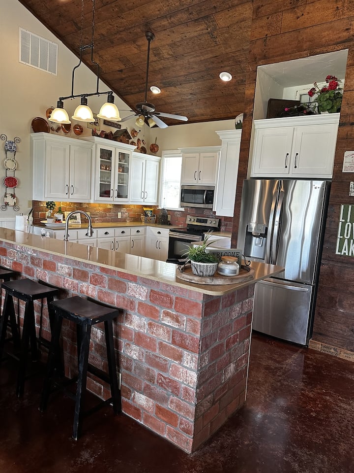 The Branch Possum Kingdom Lake Houses for Rent in Graham, Texas