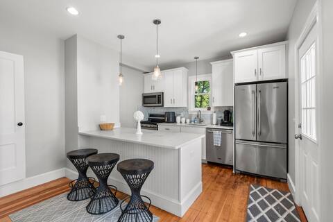 Hygge House Retreat | Charming Luxury | 4 Bedrooms
