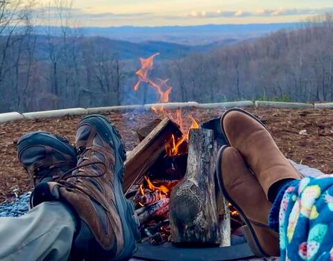 Mountain Top Cabin | Fireplace | Fire Pit