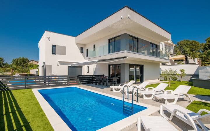 Maison Andy - Malinska